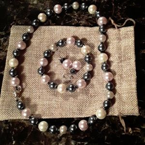 Set (necklace, bracelet and earrings)